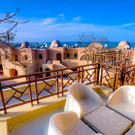 Sky View Honeymoon Apartment